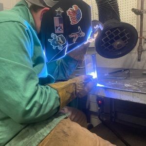 Meet your Posher, Philip